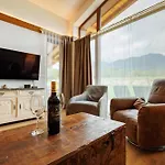 Chalet Eliyas Near The Pirin Golf