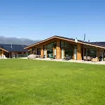 Eliyas Near The Pirin Golf Chalet