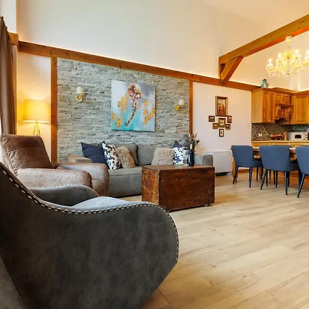 Eliyas Near The Pirin Golf Chalet *