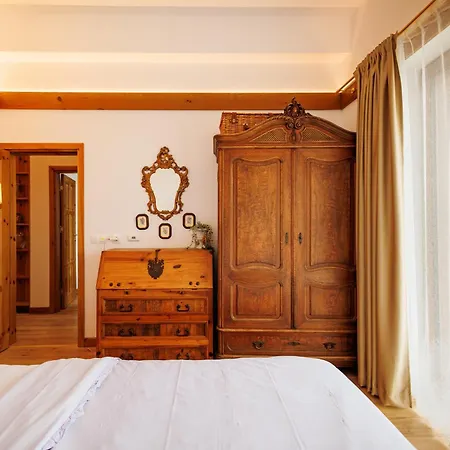 Eliyas Near The Pirin Golf * Razlog