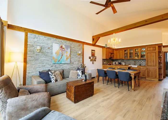 Eliyas Near The Pirin Golf * 라즐로그